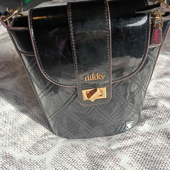 Nicole Lee Black Quilted Crossbody Bag with Gold Chain - Picture 2 of 6